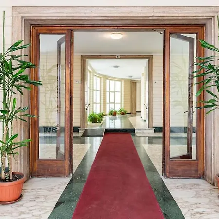 Apartment Vatican Penthouse 1 By Almond Tree Rom