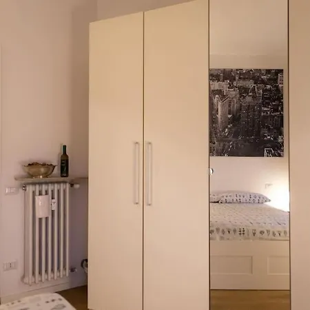 Vatican Penthouse 1 By Almond Tree Rom