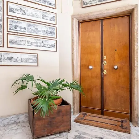 Apartment Vatican Penthouse 1 By Almond Tree Rom